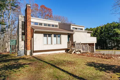 28 Childs Rd, East Hampton, CT 06424