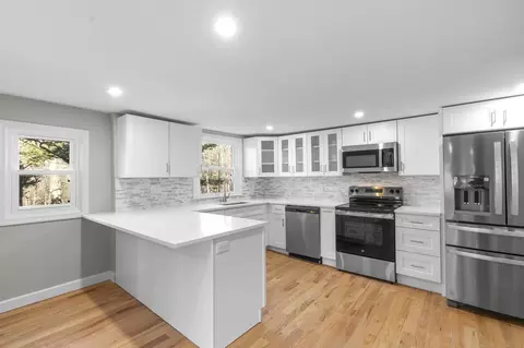 2 Chapel Hill Rd, New Milford, CT 06776