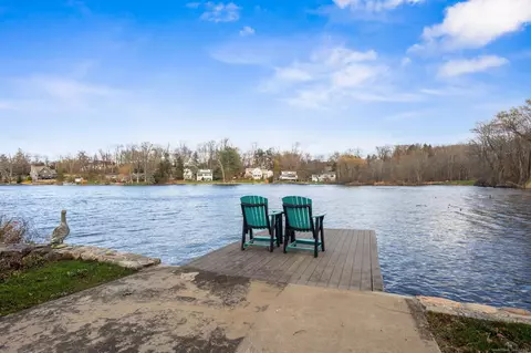 128 Ball Pond Rd, New Fairfield, CT 06812