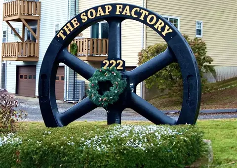 222 Williams St E #102, Glastonbury, CT 06033