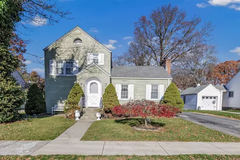 148 Hurd Ave, Stratford, CT 06614