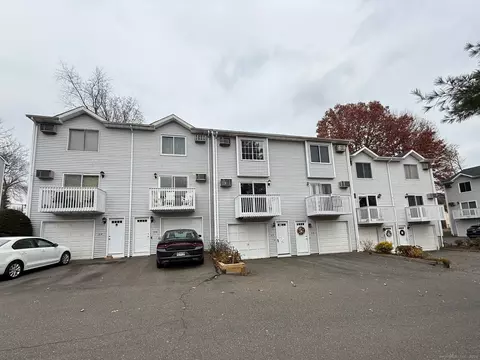 1001 Old Colony Rd #2-4, Meriden, CT 06451