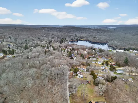 Fairview Street, Essex, CT 06426