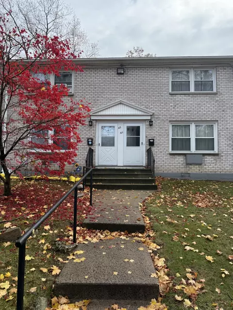 165 Yaremich Dr, Bridgeport, CT 06606