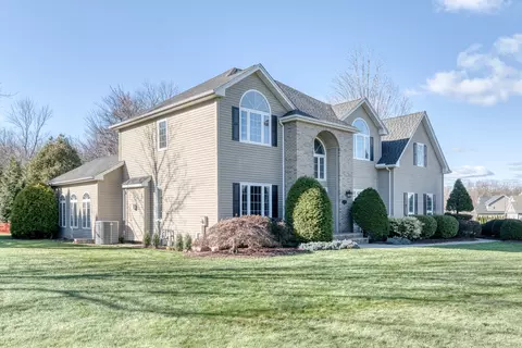 55 Steeplechase Dr, Southington, CT 06489