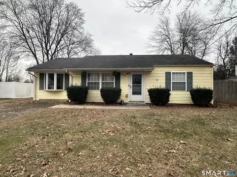 30 King St, Wallingford, CT 06492