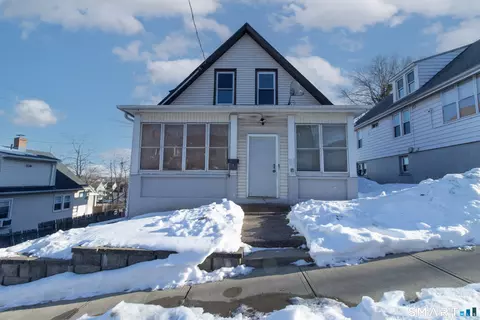 28 Terrace Ave, West Haven, CT 06516