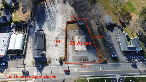 64 W Main St, Clinton, CT 06413