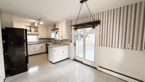 Kitchen - 338 Main St, Hampton, CT 06247 photo 1 of 3