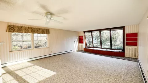 Living - 338 Main St, Hampton, CT 06247 photo 5 of 5