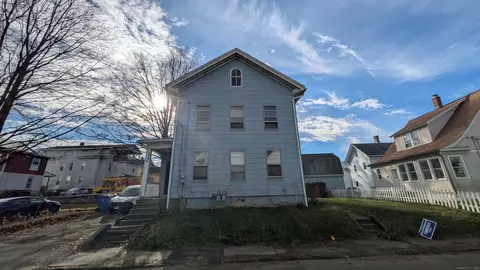 16 Winthrop St, Meriden, CT 06451