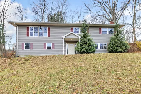 16 Cedar Hill Rd, Shelton, CT 06484
