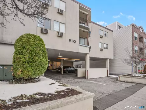 910 Hope St #5B, Stamford, CT 06907