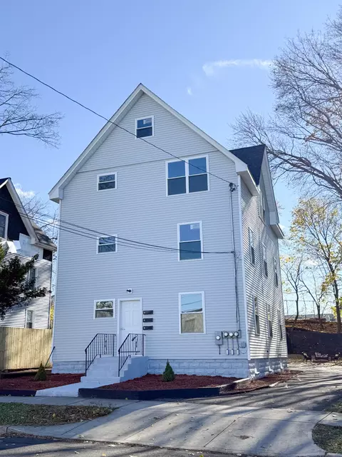 31 Florence St, New Britain, CT 06051