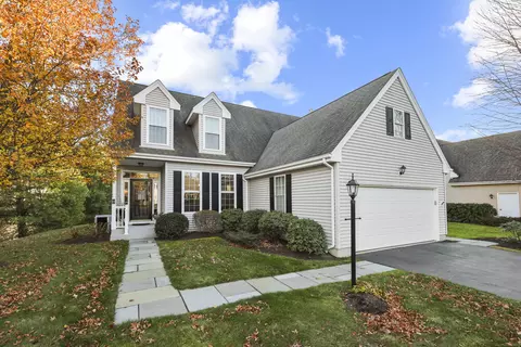 8 Kenington Rd #8, Avon, CT 06001