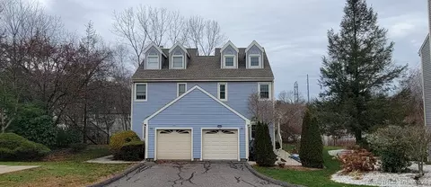 101 Madeline Ave #51, Waterbury, CT 06708