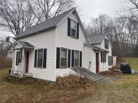 52 Lovers Ln, East Lyme, CT 06333