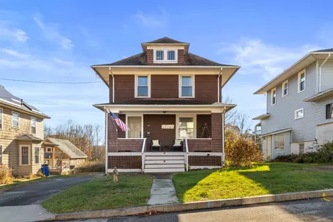 23 Whittlesey St, New London, CT 06320