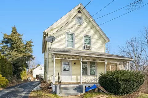30 Clairmont Ave, Norwich, CT 06360