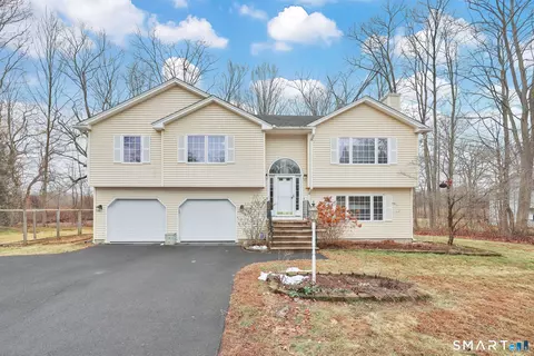 1021 Suffield St, Suffield, CT 06078