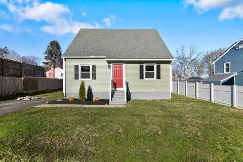 43 Stevens St, Hamden, CT 06517