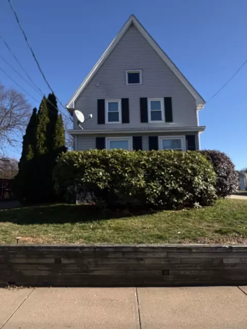 17 North St, Manchester, CT 06042
