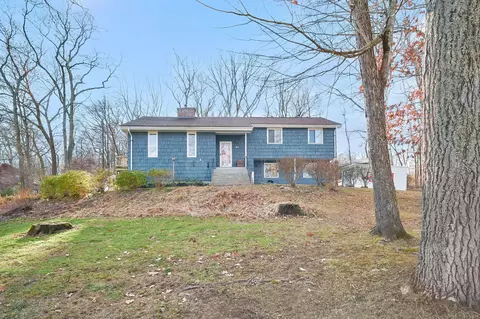 40 Deborah Dr, Coventry, CT 06238