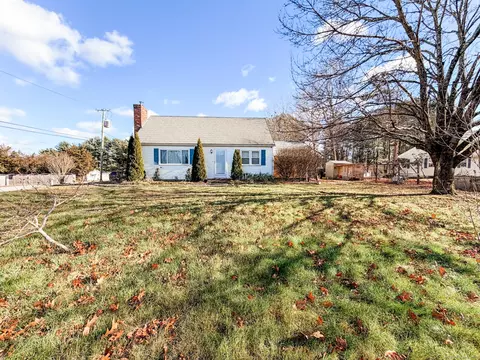 3 Ferland Dr, Killingly, CT 06241