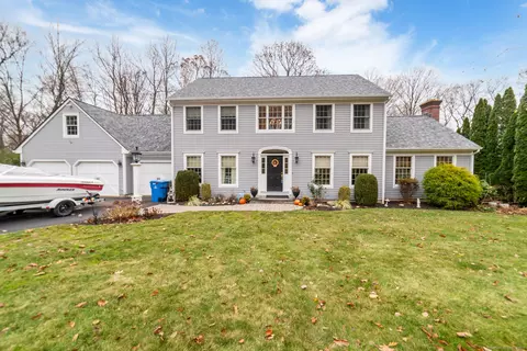 116 Larkspur Ln, Bristol, CT 06010