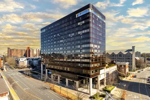 127 Greyrock Pl #607, Stamford, CT 06901