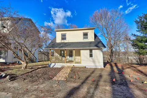 423 Waterville St, Waterbury, CT 06710
