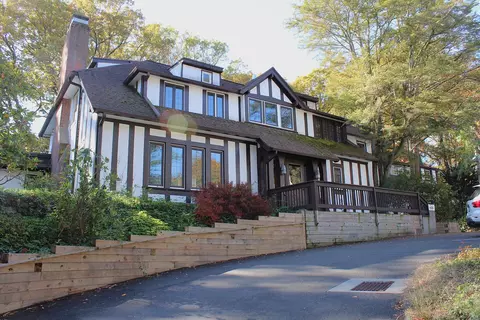 360 Fountain St #5, New Haven, CT 06515