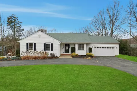 3 Hemlock Cir, Stafford Springs, CT 06076