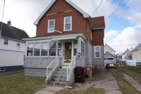 37 Franklin St, Ludlow, MA 01056