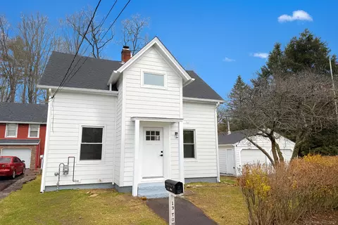 13 Town St, Norwich, CT 06360