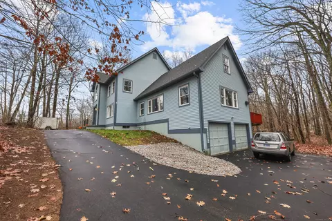 111 Bascom Rd, Lebanon, CT 06249