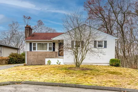 1024 Willard Rd, Orange, CT 06477