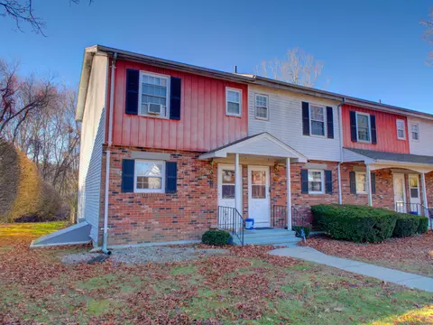 63 Athol St #63, Killingly, CT 06239