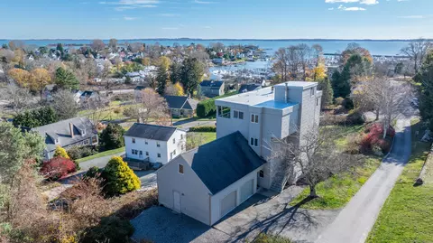 70 Prospect Hill Rd, Groton, CT 06340