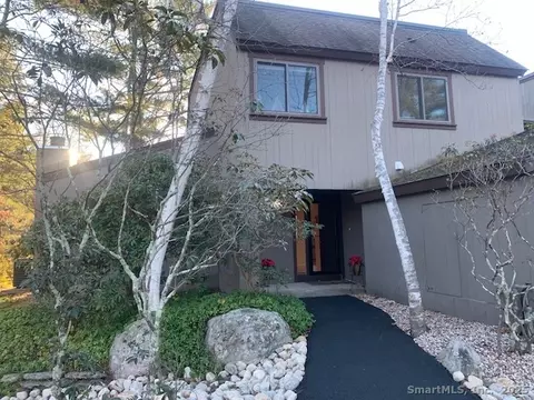 39 Heritage Dr #39, Avon, CT 06001