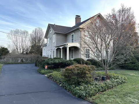 179 Verna Hill Rd, Fairfield, CT 06824