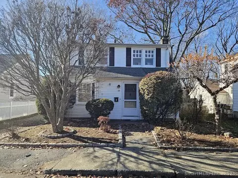 16 Elton Ct, Norwalk, CT 06851