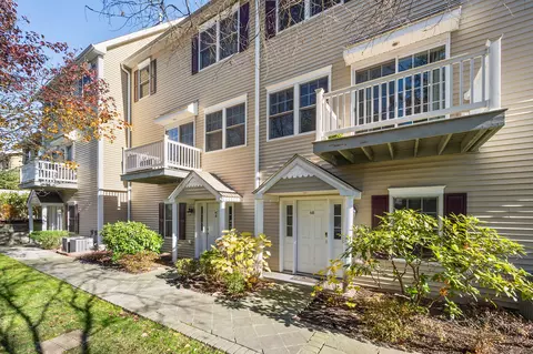 160 Glenbrook Rd #6B, Stamford, CT 06902