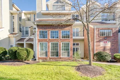 88 Carriage Crossing Ln #88, Middletown, CT 06457