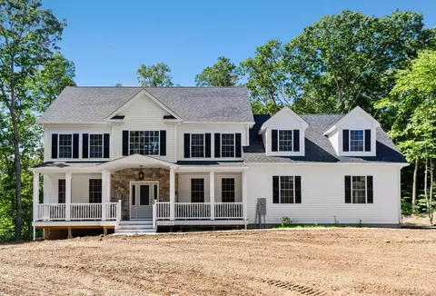 289 Young St, East Hampton, CT 06424