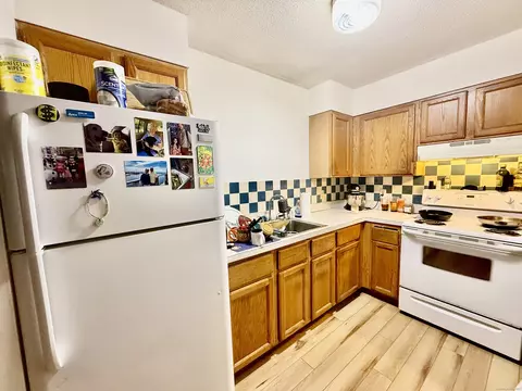 Kitchen - 226 W High St, East Hampton, CT 06424 photo 4 of 6