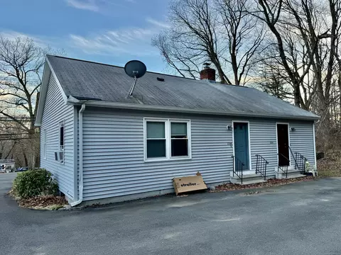 Exterior - 226 W High St, East Hampton, CT 06424 photo 1 of 4