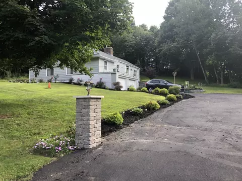126 Straits Tpke, Watertown, CT 06795