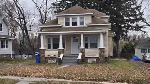 104 Gale Ave, Meriden, CT 06450