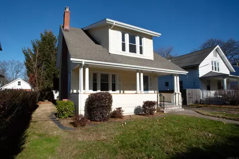 93 Hollister St, Manchester, CT 06042